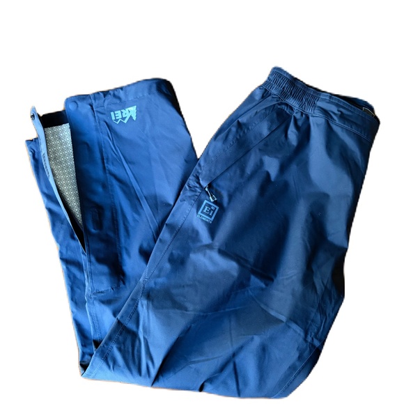 REI E1 Elements rain pant black Medium petite - Picture 1 of 15